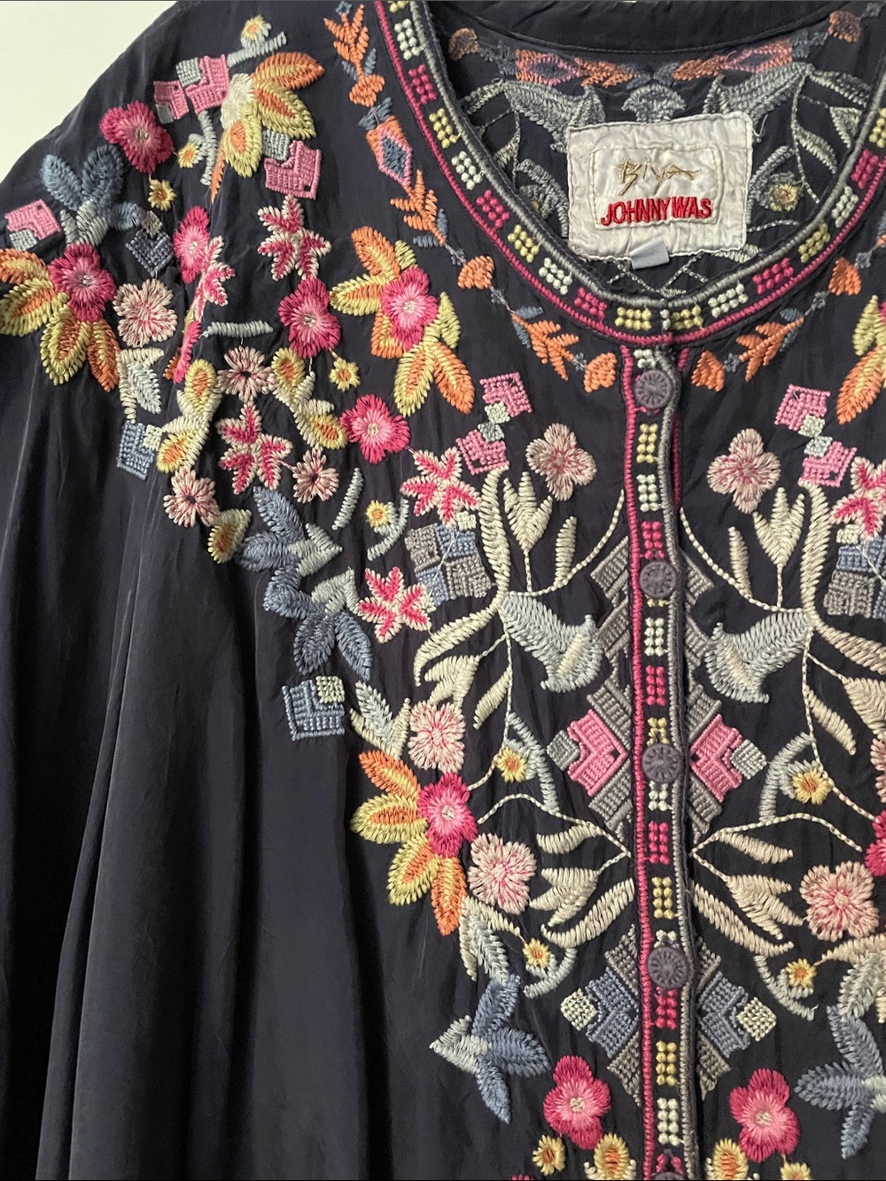 Johnny Was Navy Floral Embroidered Caftan Tunic - Picture 2 of 8